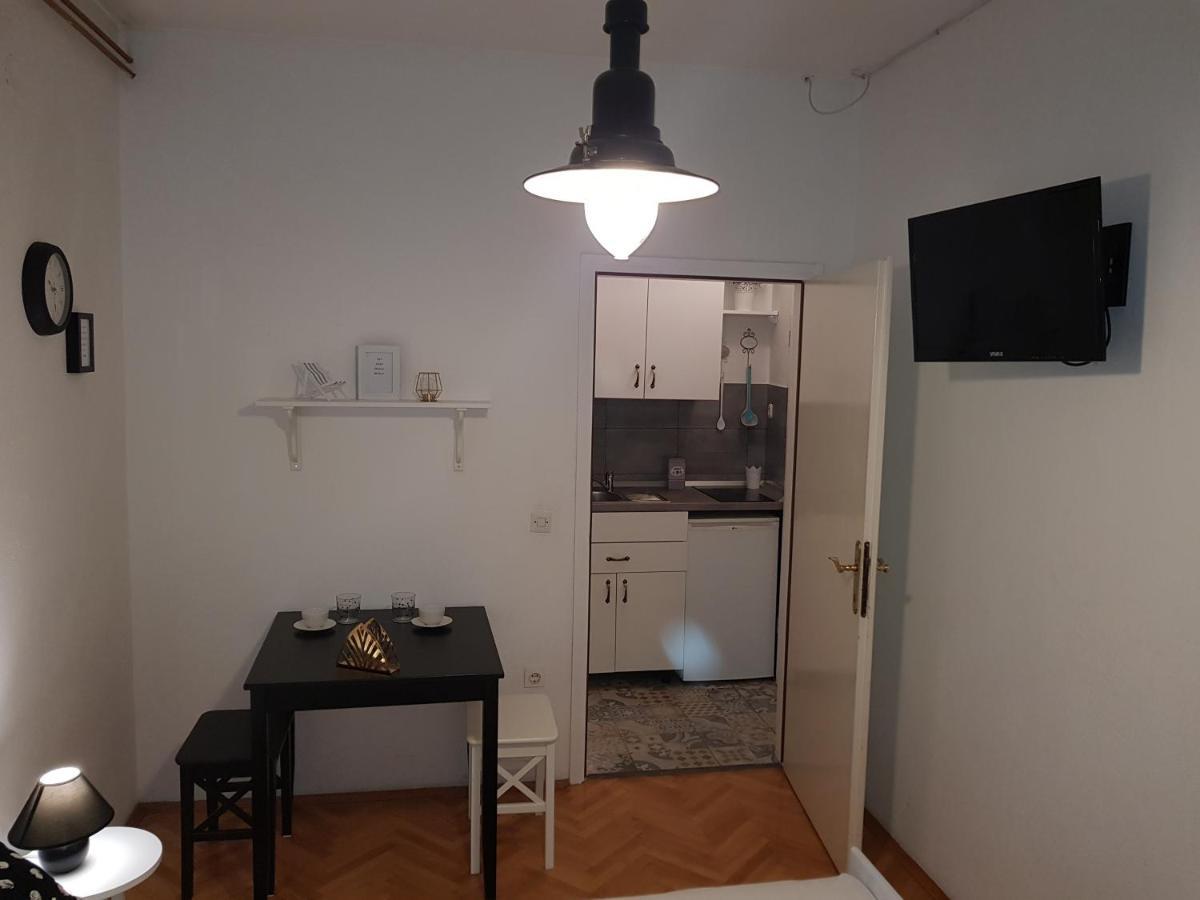 Studio flat for 2 Lejlighed Makarska Eksteriør billede