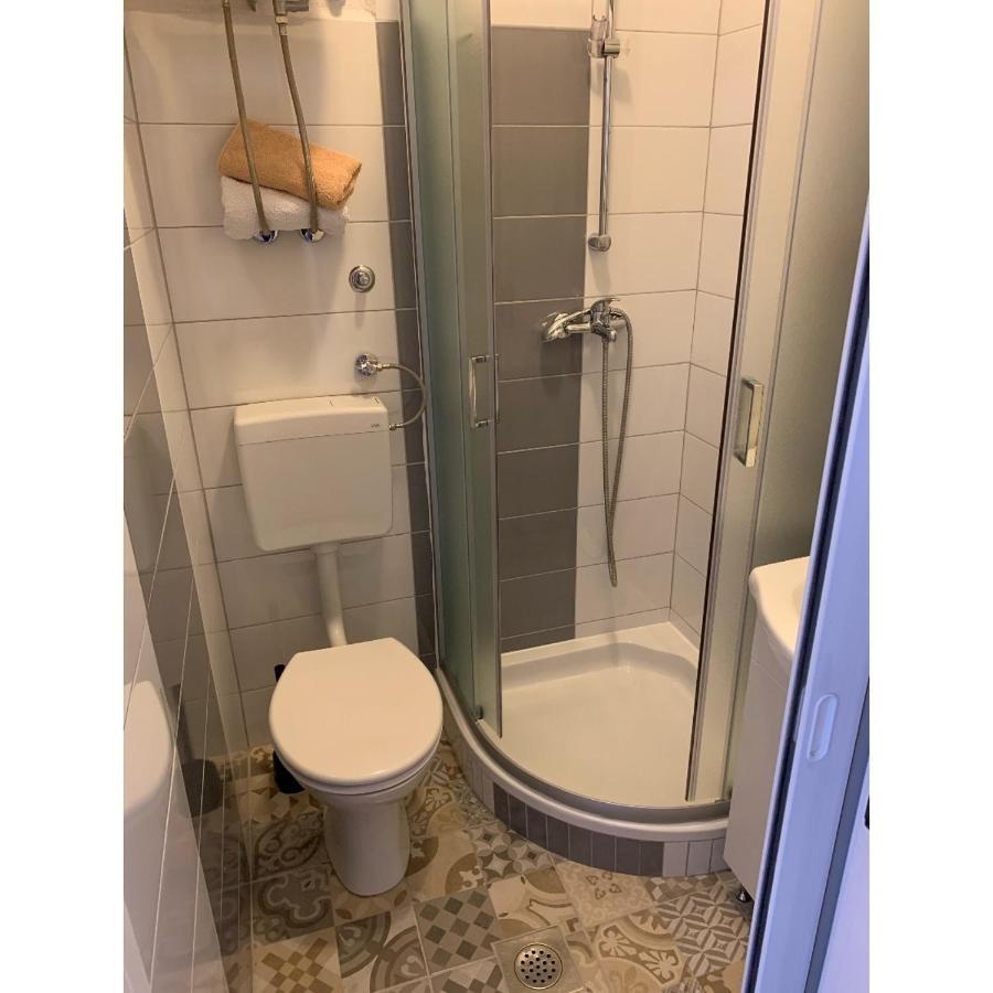 Studio flat for 2 Lejlighed Makarska Eksteriør billede